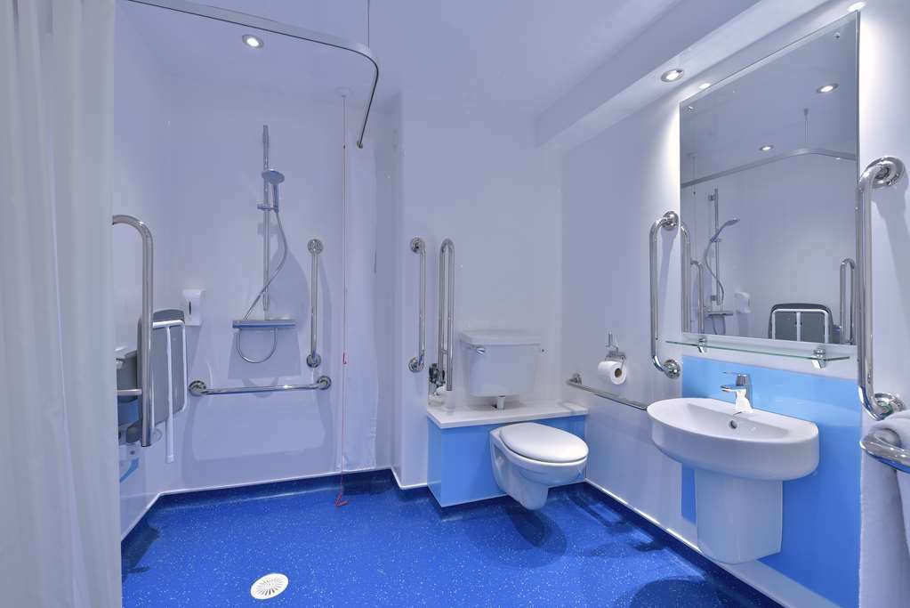 Travelodge Bracknell Central Номер фото